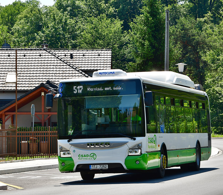 Autobusové spojení s okolními městy