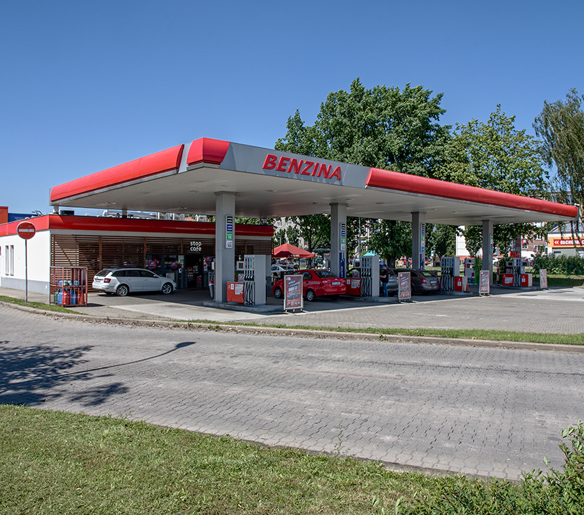 Benzina_WC.jpg